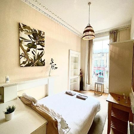 Central Edinburgh - Large Groups Apartment ภายนอก รูปภาพ